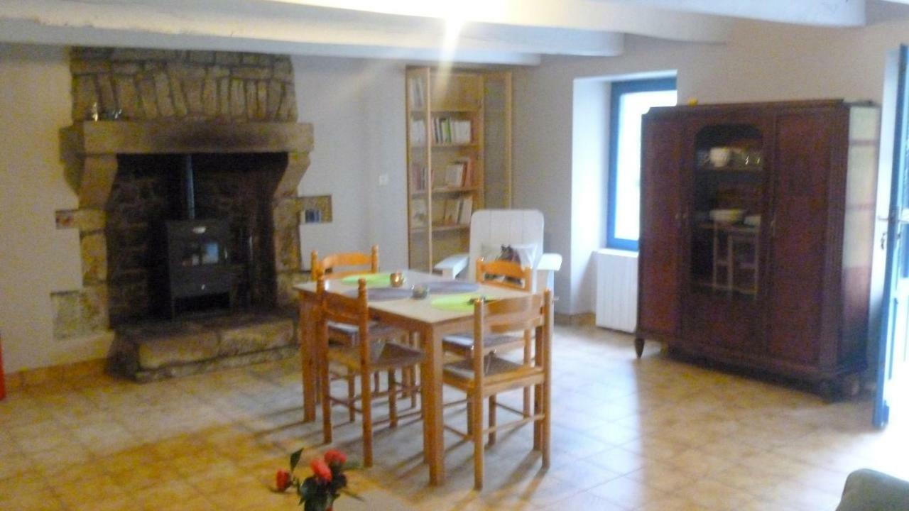 Maison A Locrio Guern Esterno foto